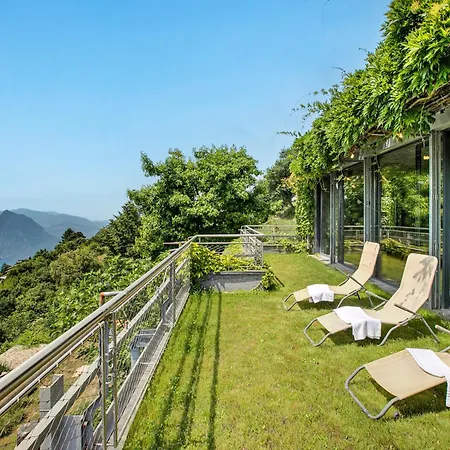 Skyline - Pool - Lakeview - Privacy - Happy *