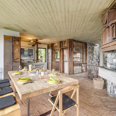 Skyline - Pool - Lakeview - Privacy - Happy Appartamento